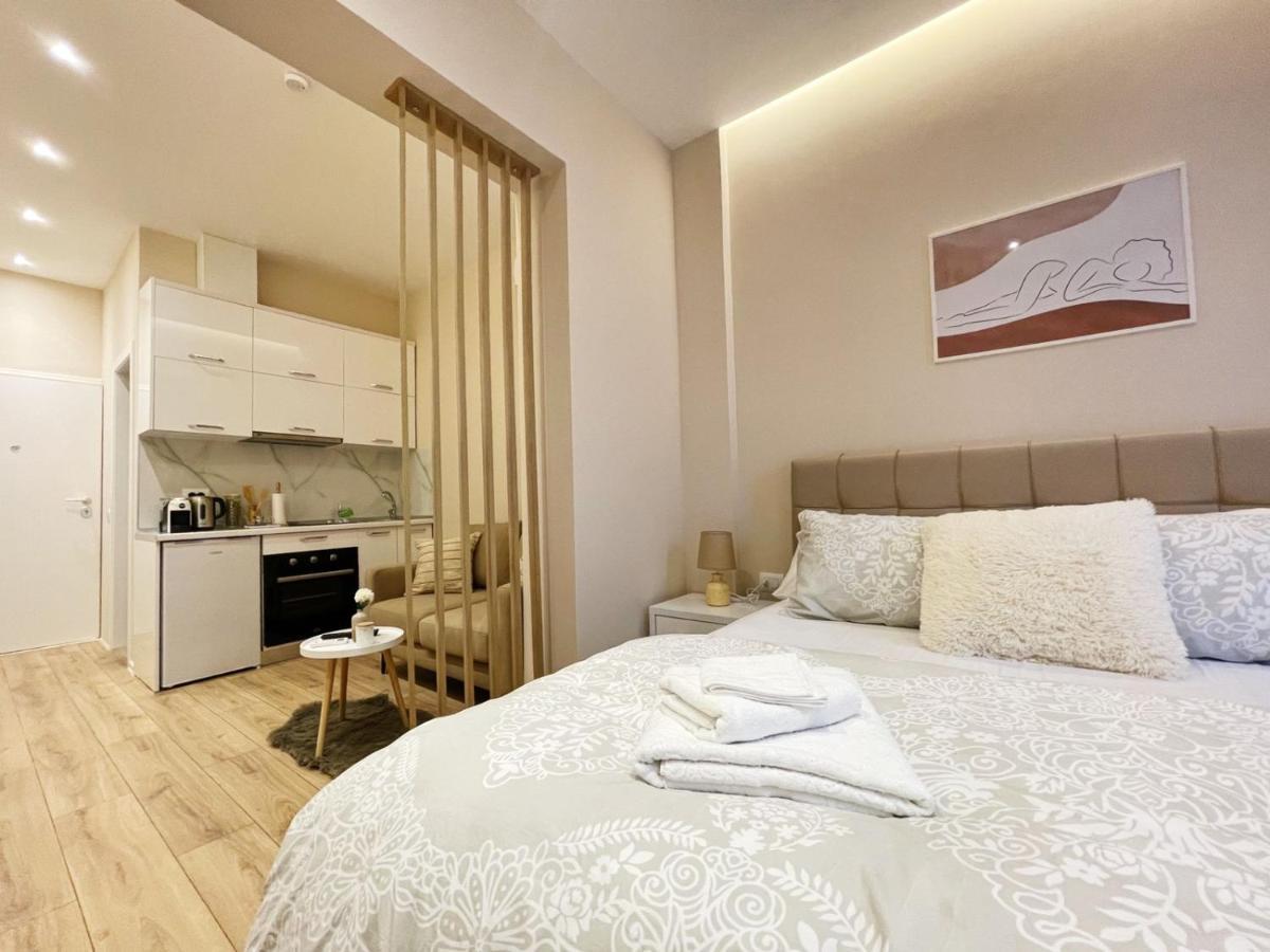 Aj Apartments, Hidden Gem In The Heart Of Tirana Extérieur photo
