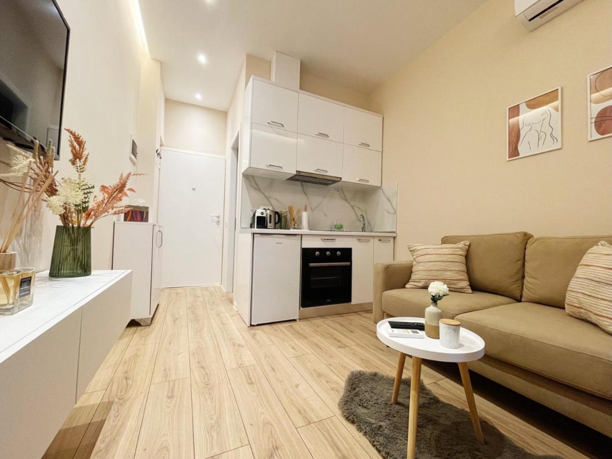Aj Apartments, Hidden Gem In The Heart Of Tirana Extérieur photo